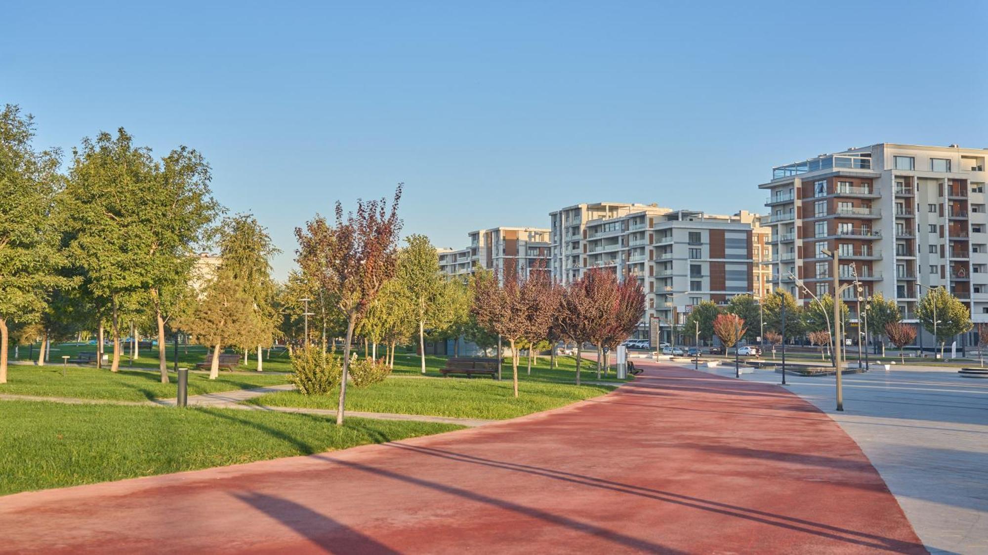Holiday Inn Tashkent City By Ihg Exterior photo