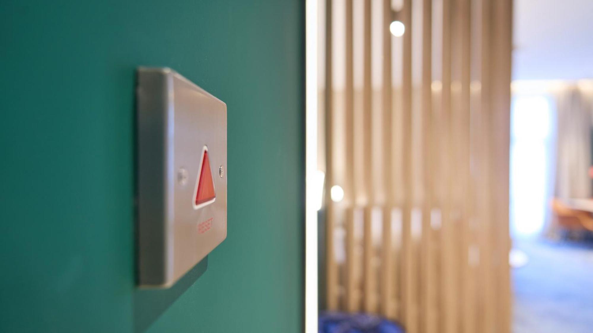 Holiday Inn Tashkent City By Ihg Exterior photo